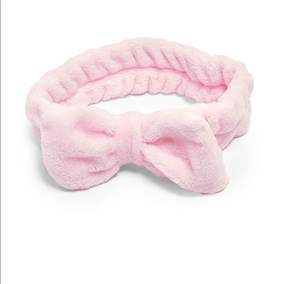 Fluffy Bow Spa Facial Headband - Picture 3 of 5